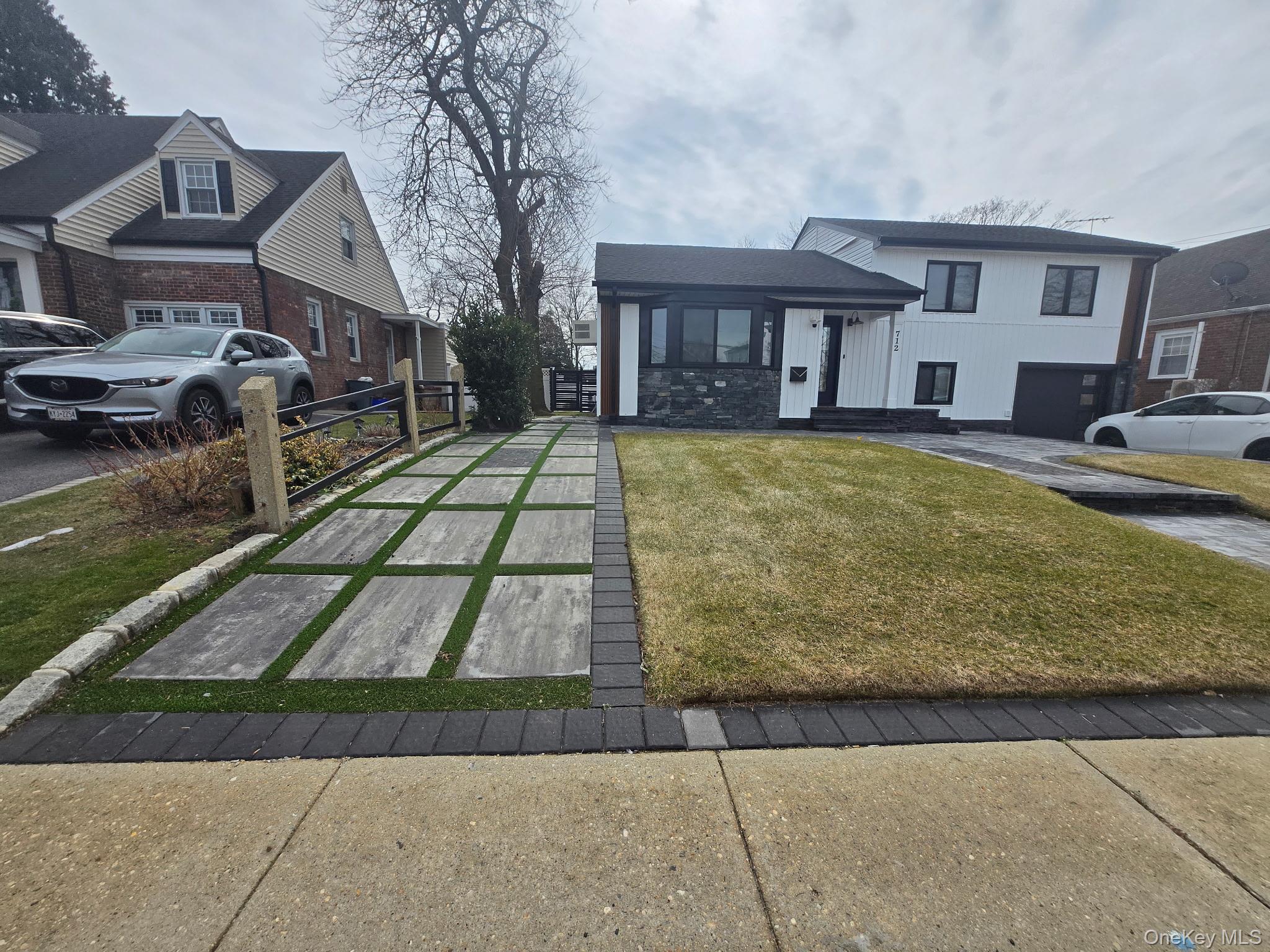 #1 photo, 712 Barnes Avenue, 長島 Baldwin , NY 11510