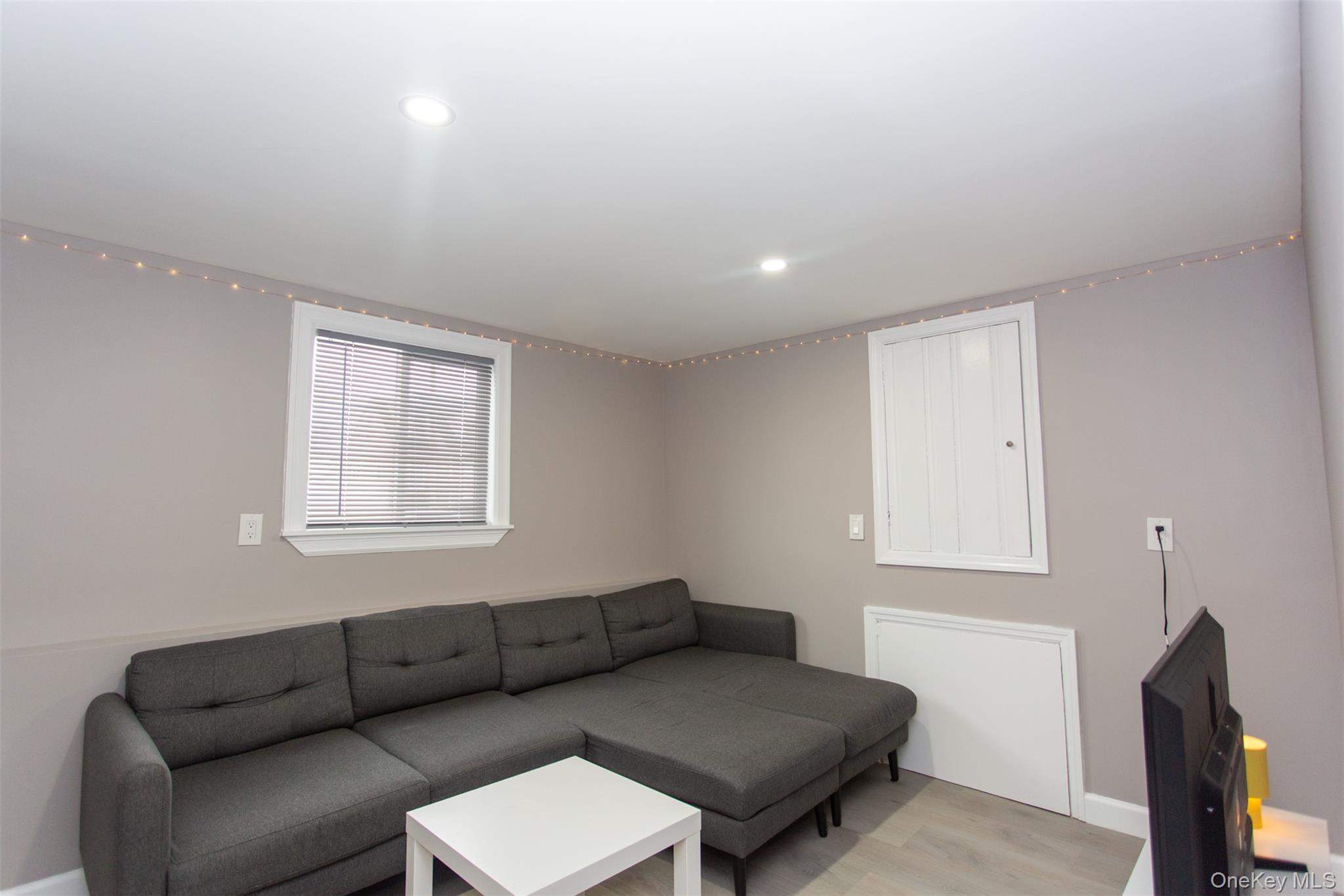 #7 photo, 712 Barnes Avenue, 長島 Baldwin , NY 11510