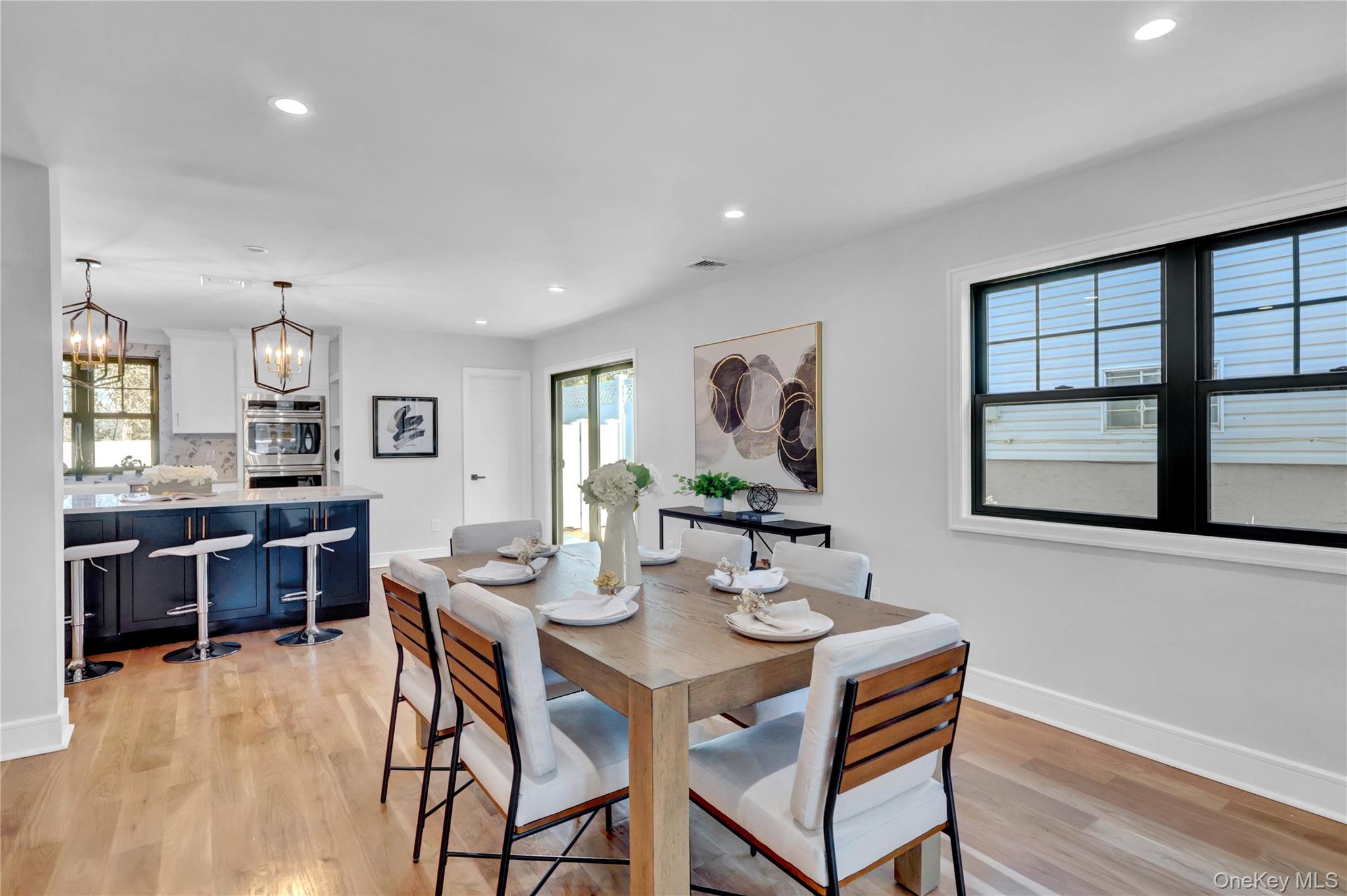 #13 photo, 105 Radcliff Avenue, নাসাউ কাউন্টি Port Washington , NY 11050