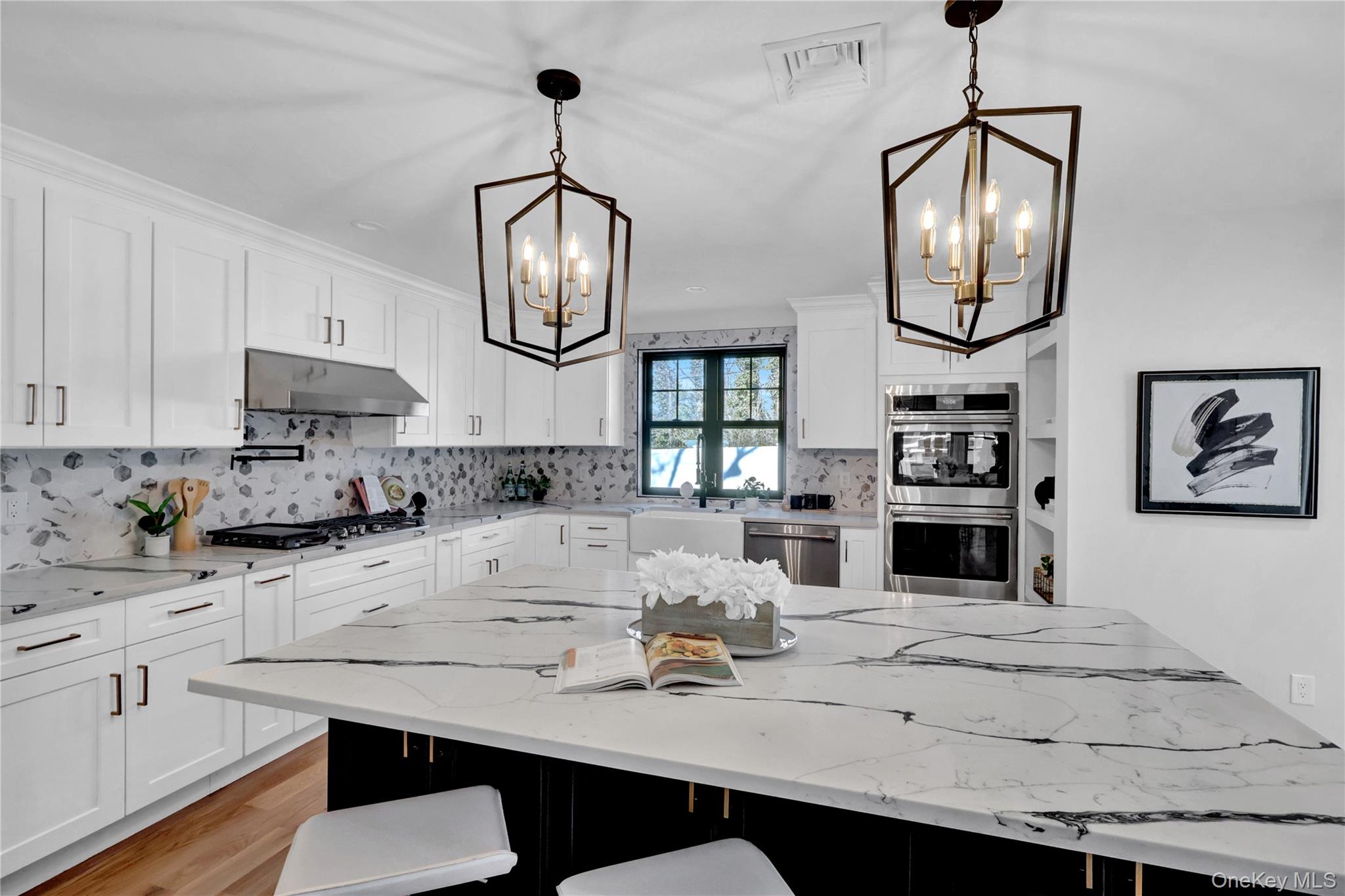 #14 photo, 105 Radcliff Avenue, নাসাউ কাউন্টি Port Washington , NY 11050