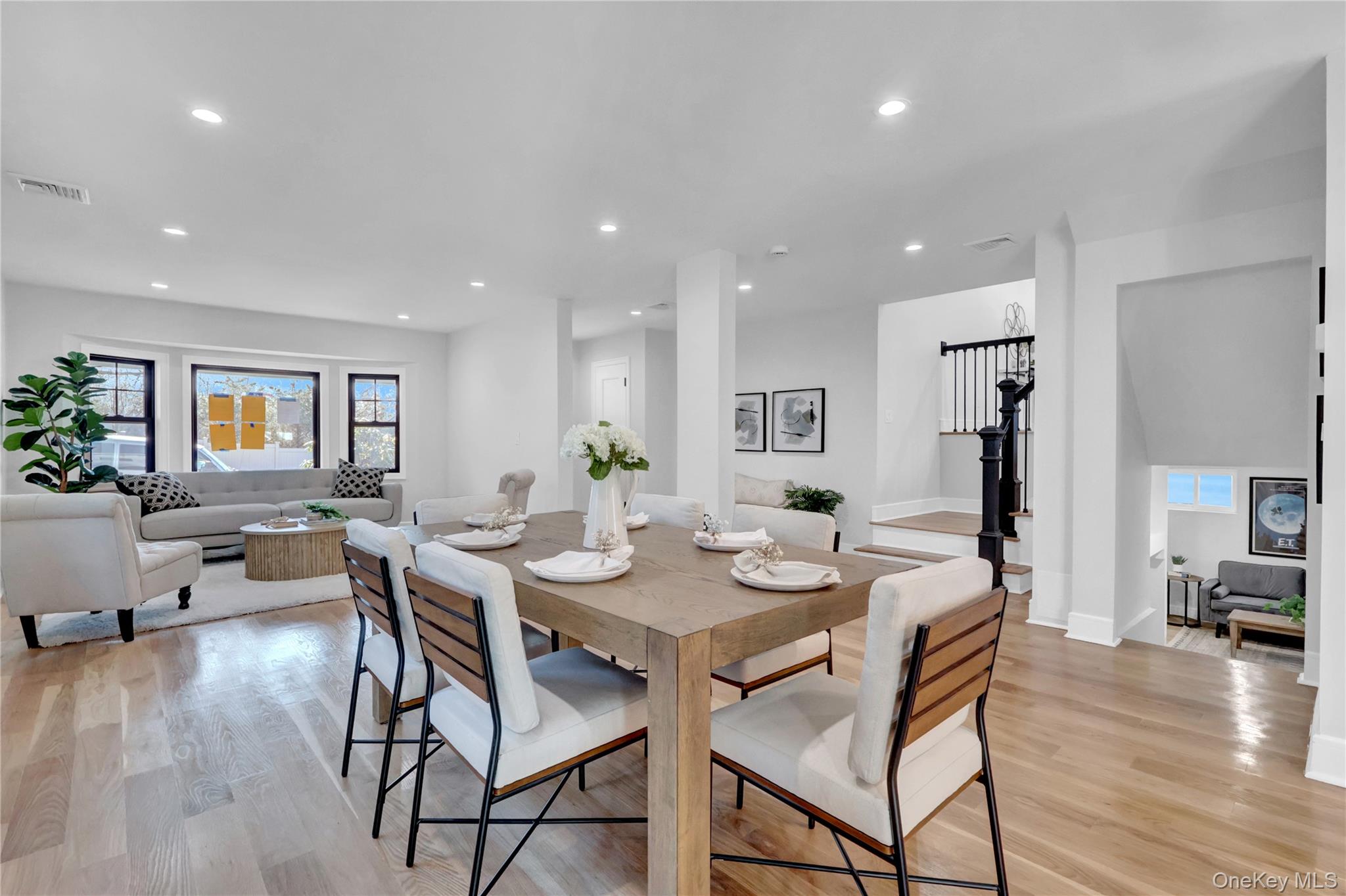 #20 photo, 105 Radcliff Avenue, নাসাউ কাউন্টি Port Washington , NY 11050