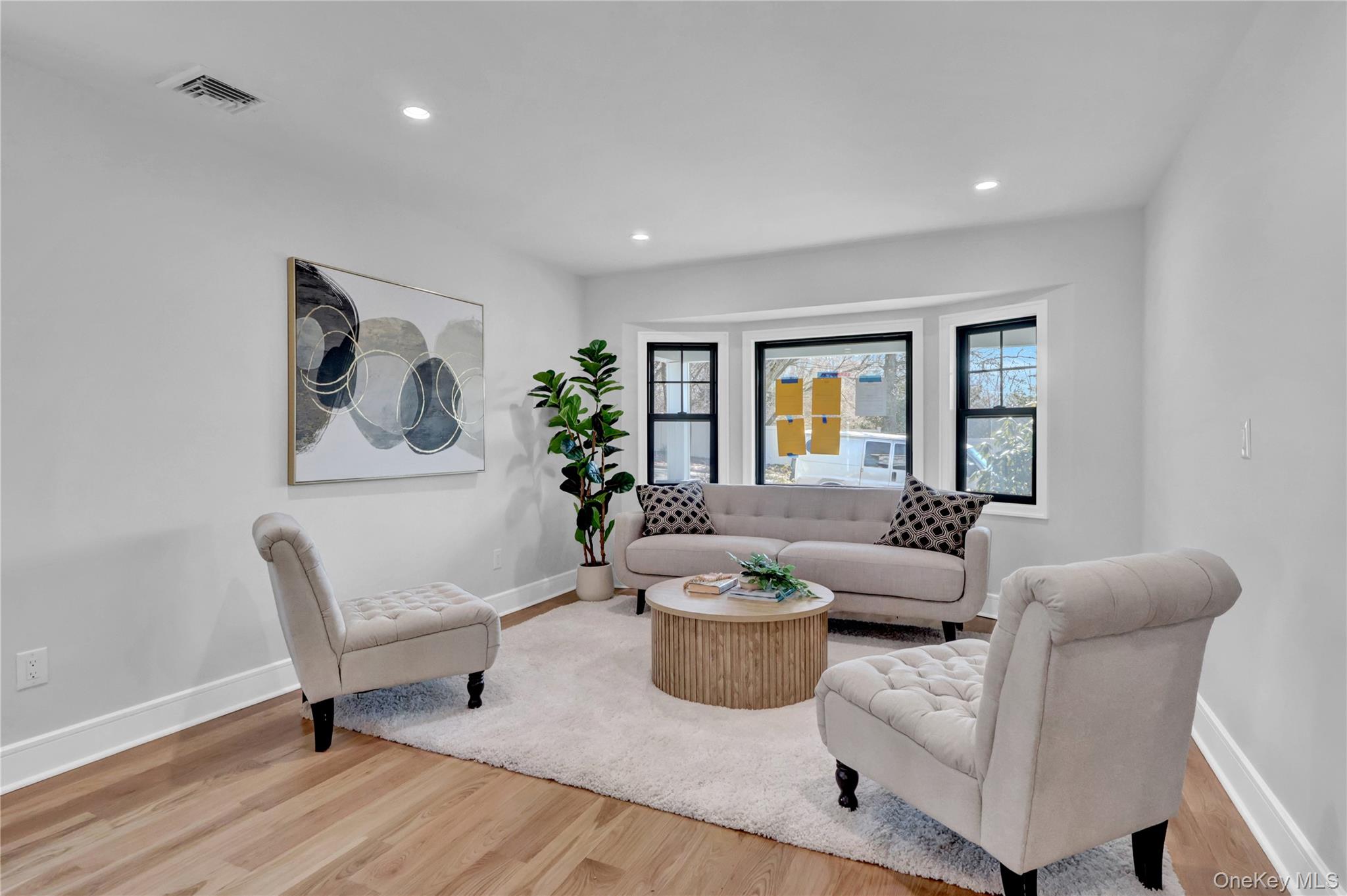 #9 photo, 105 Radcliff Avenue, নাসাউ কাউন্টি Port Washington , NY 11050