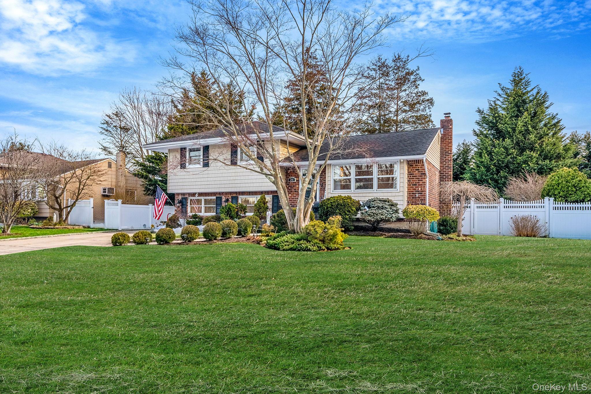 #2 photo, 26 Whitebirch Lane, 東長島 康马克 Commack , NY 11725