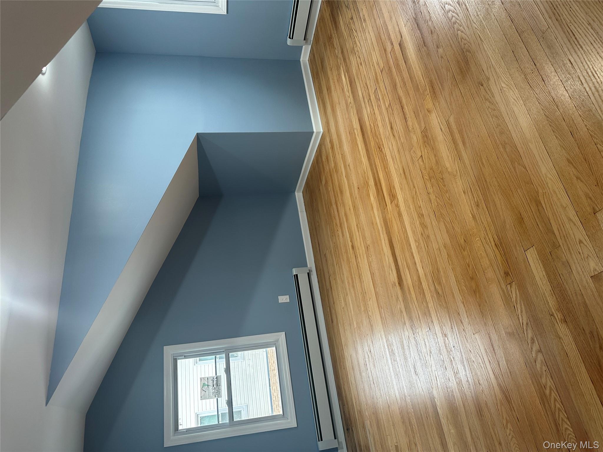 #18 photo, 18740 Hilburn Avenue, Saint Albans , NY 11412