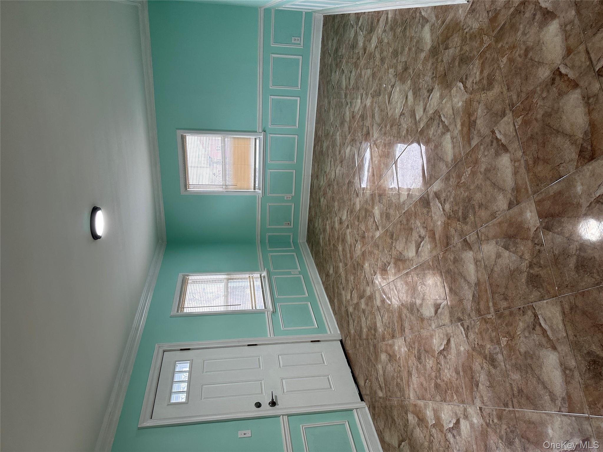 #2 photo, 18740 Hilburn Avenue, Saint Albans , NY 11412