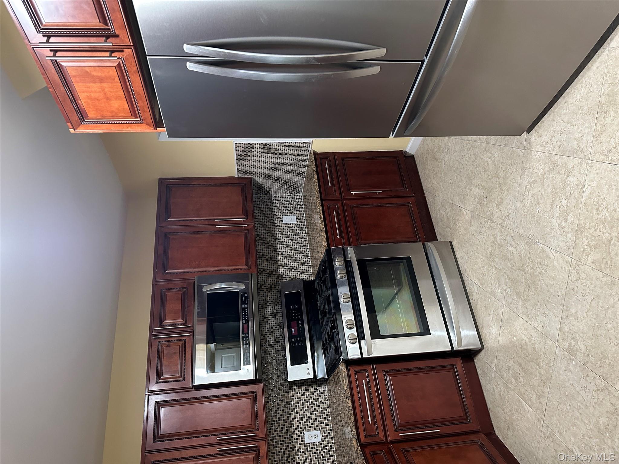 #5 photo, 18740 Hilburn Avenue, Saint Albans , NY 11412