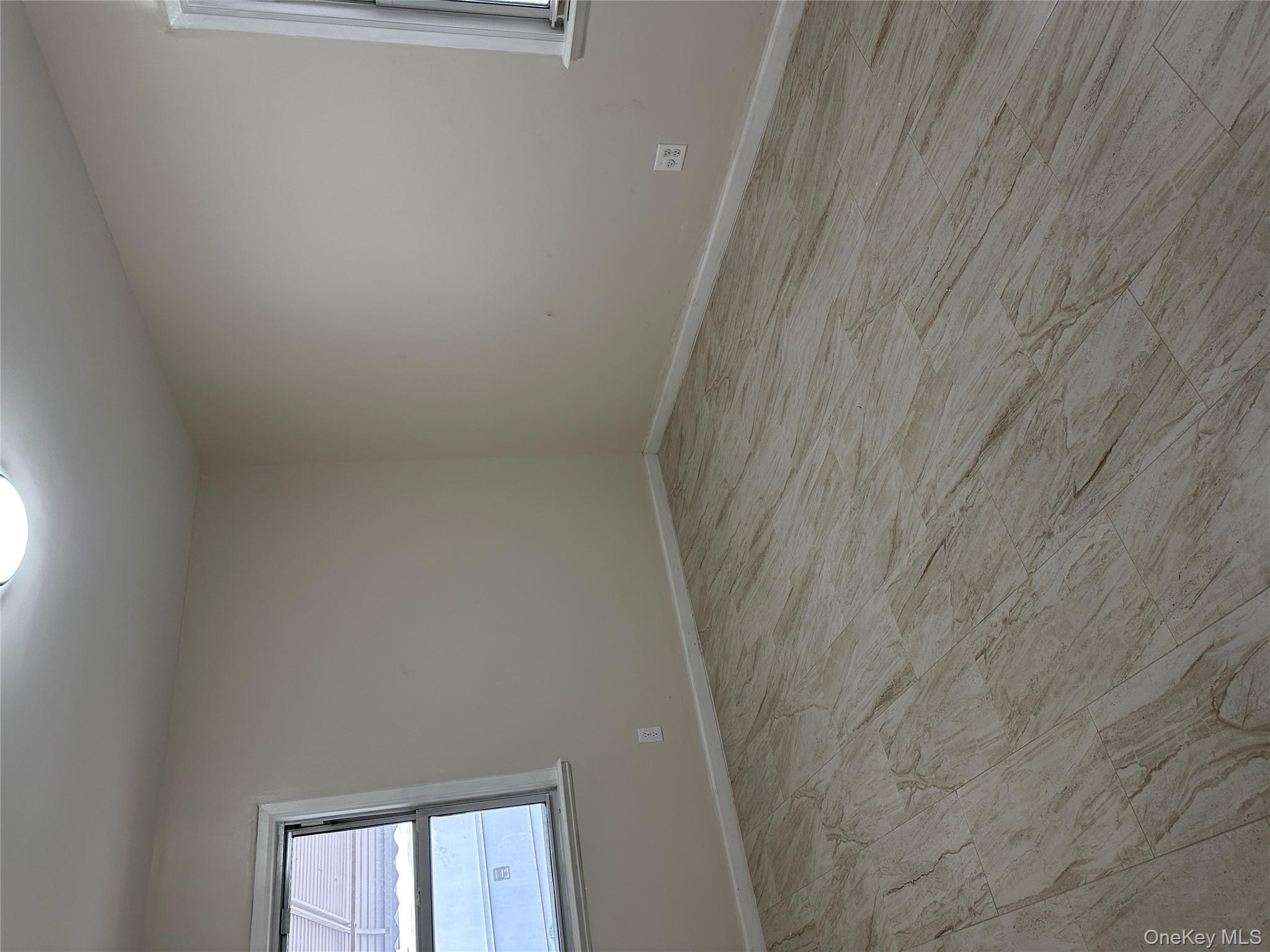 #7 photo, 18740 Hilburn Avenue, Saint Albans , NY 11412