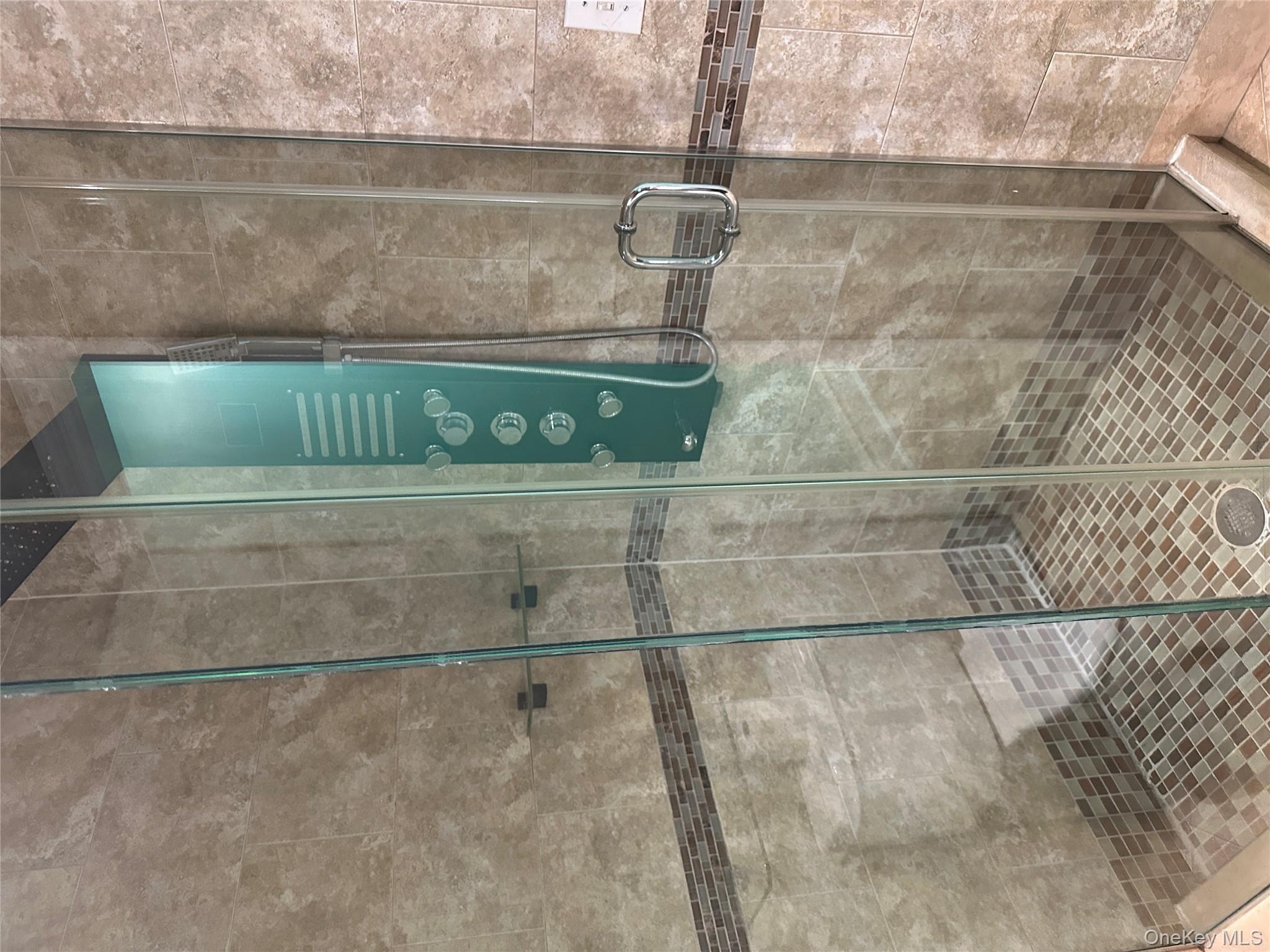 #9 photo, 18740 Hilburn Avenue, Saint Albans , NY 11412