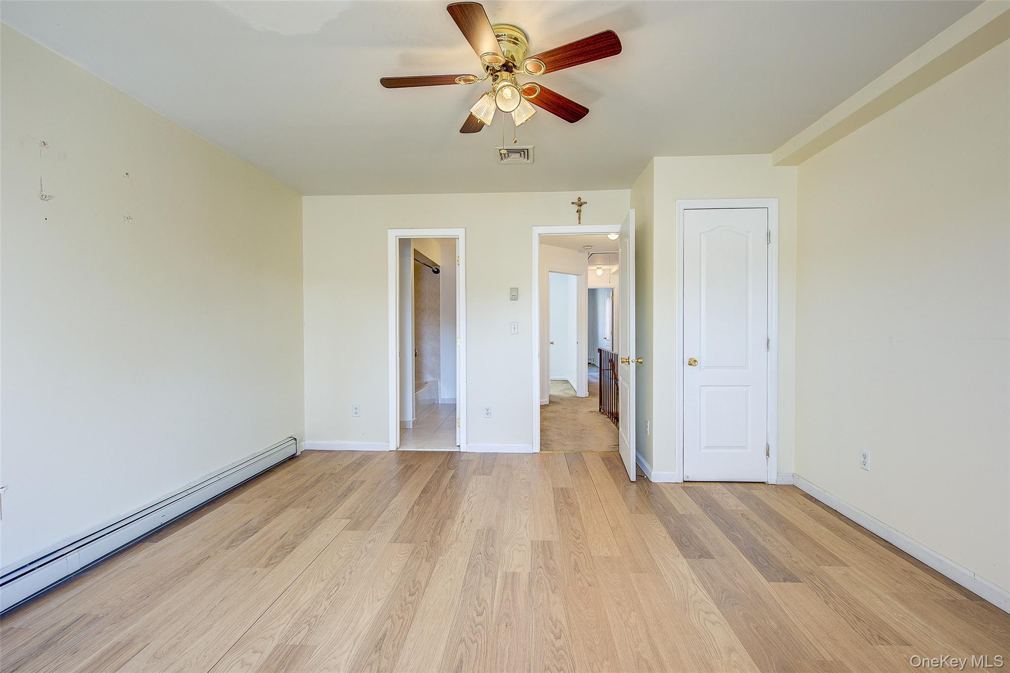 #13 photo, 3102 Richmond Terrace, جزيرة ستاتن Staten Island , NY 10303