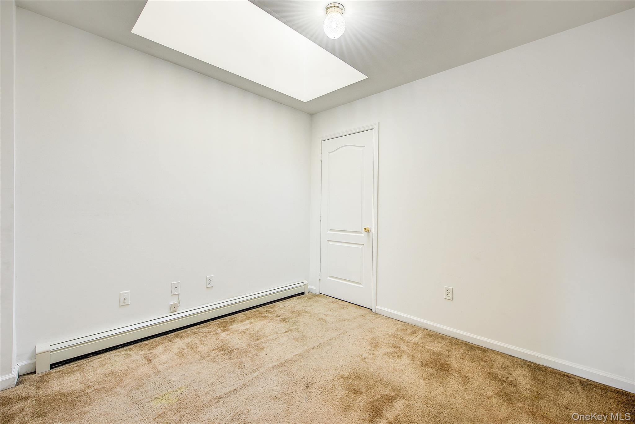 #17 photo, 3102 Richmond Terrace, جزيرة ستاتن Staten Island , NY 10303