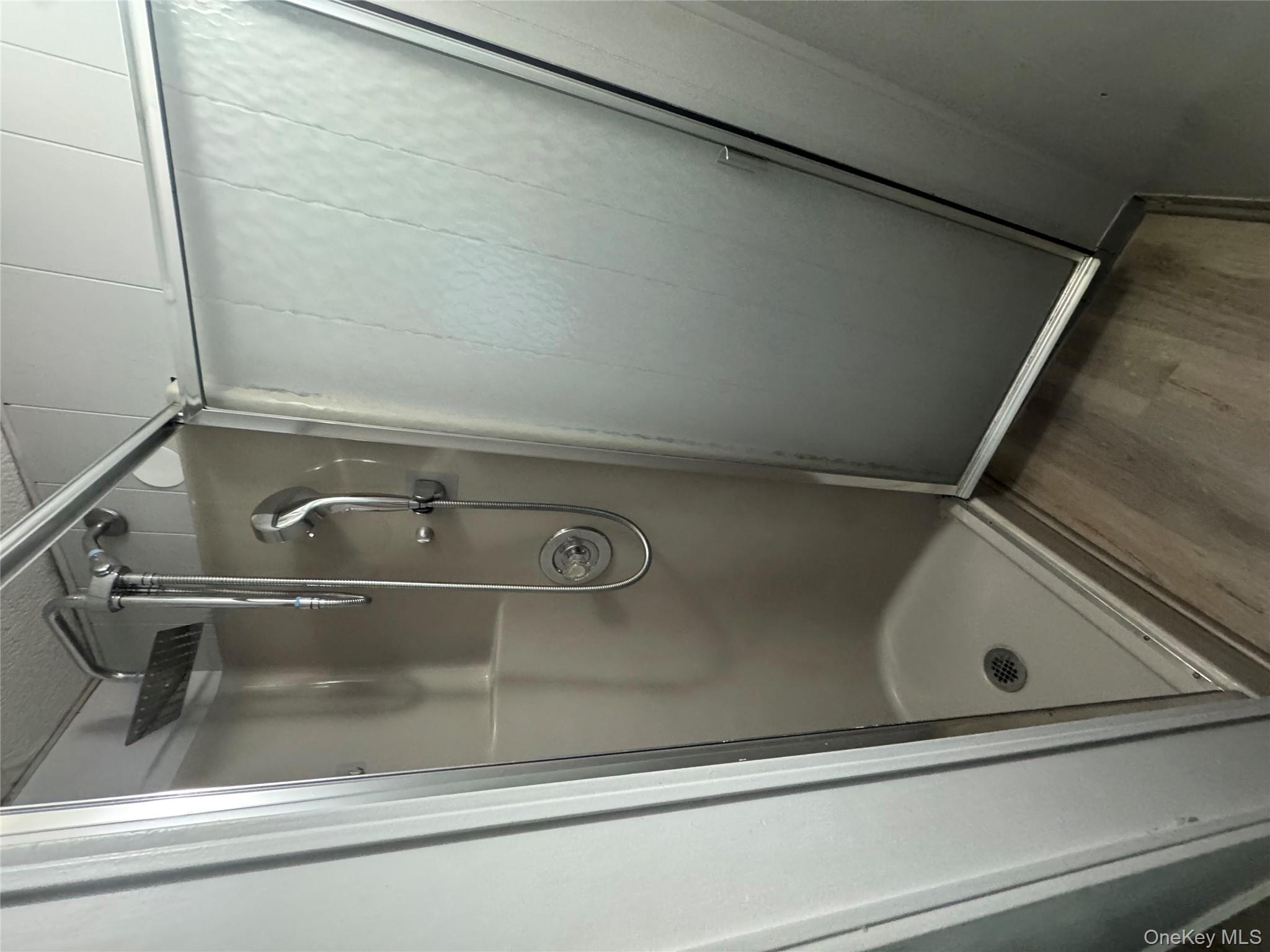 #4 photo, 119 Sequoia Drive, 东长岛 科勒姆 Coram , NY 11727