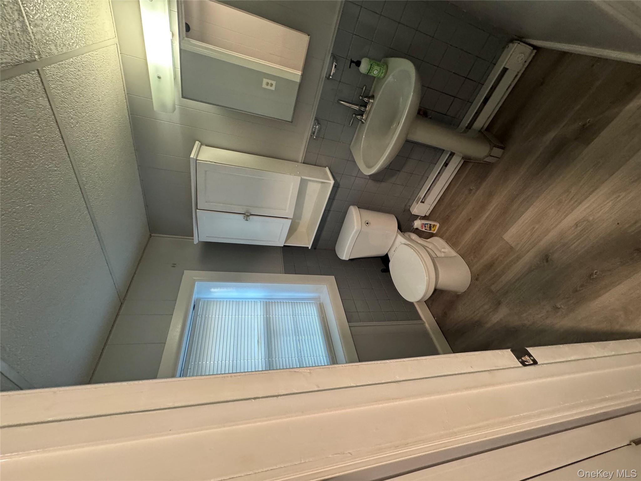 #8 photo, 119 Sequoia Drive, 东长岛 科勒姆 Coram , NY 11727