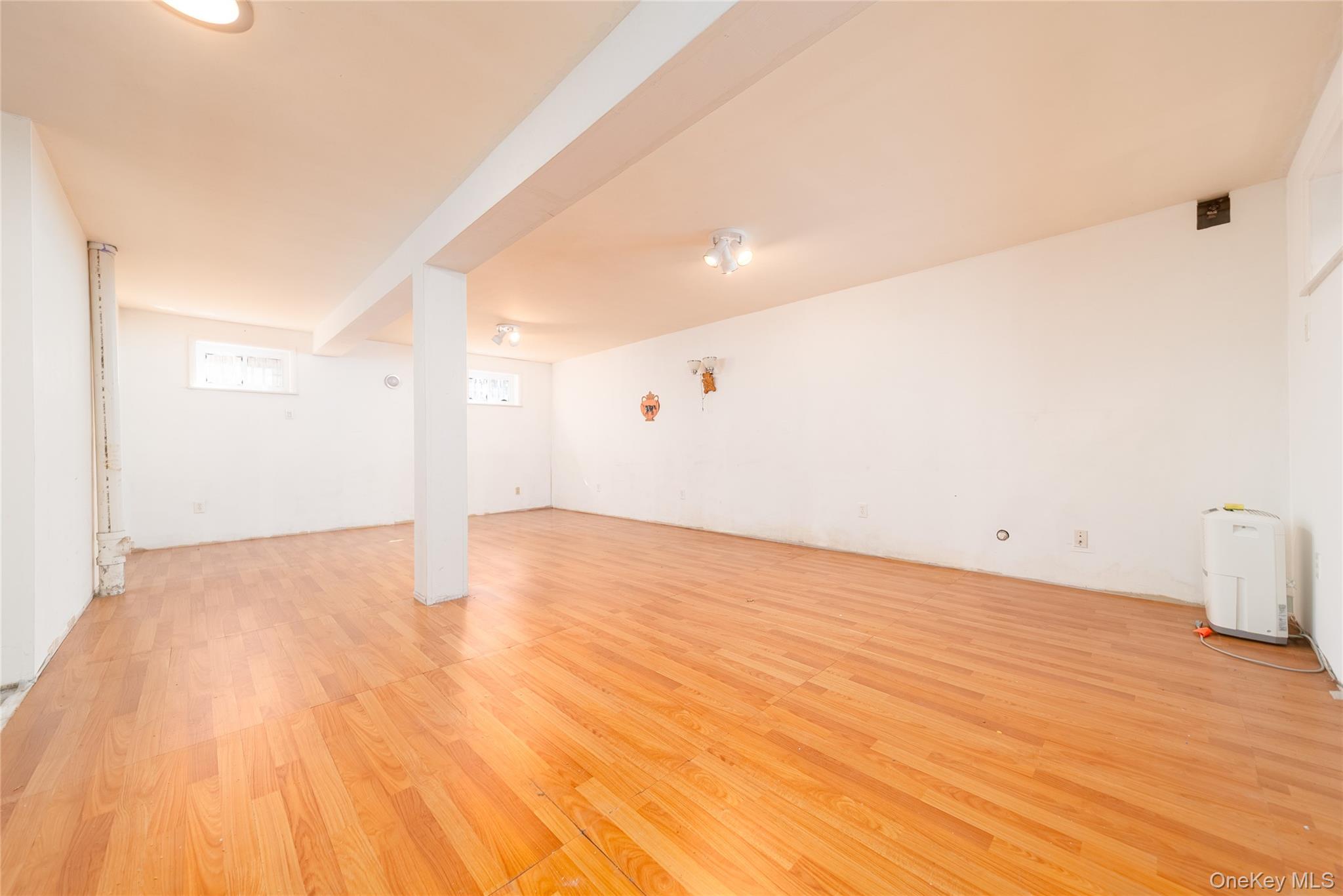 #7 photo, 8716 Palo Alto Street, Hollis , NY 11423