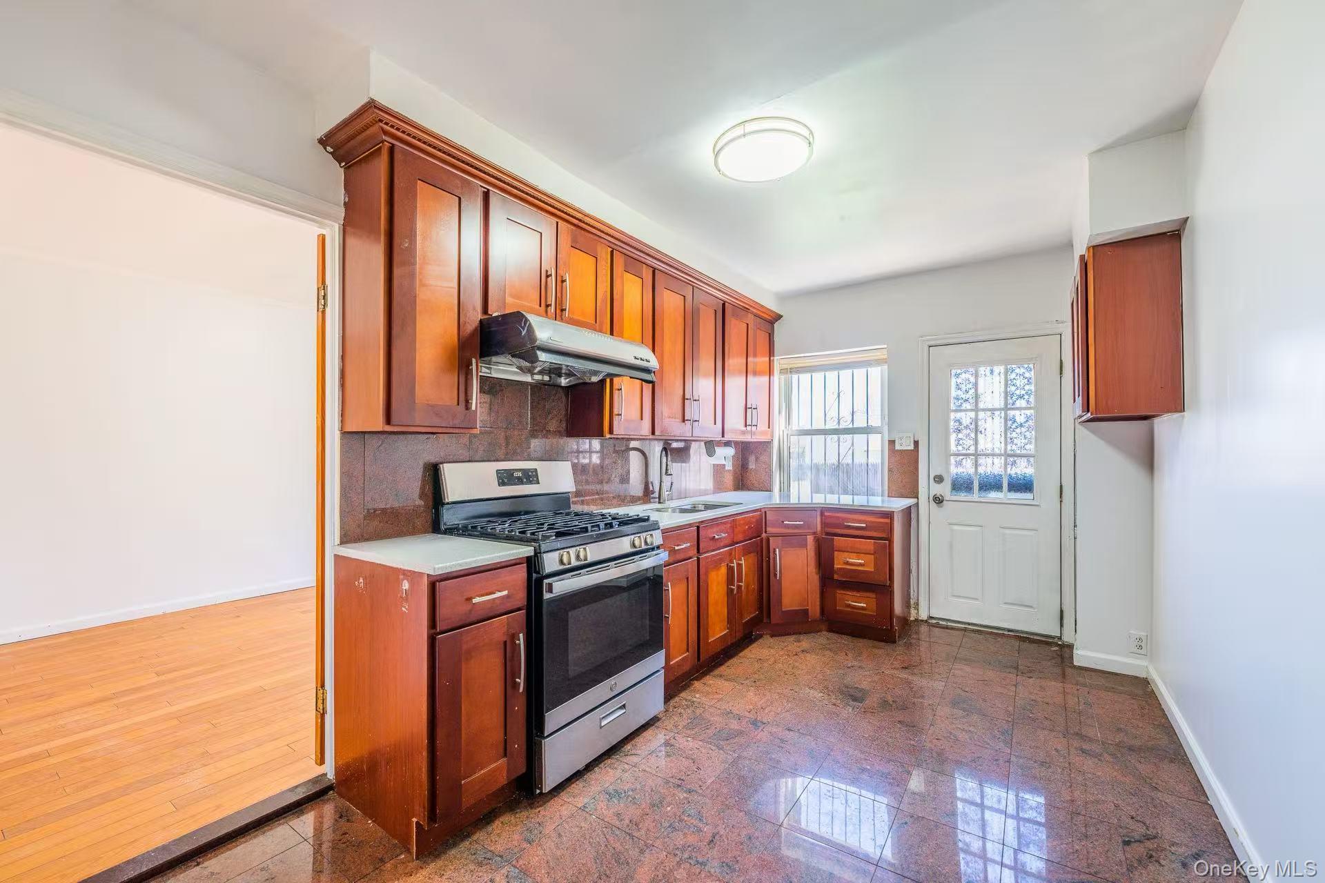 #7 photo, 3423 146th Street, কুইন্‌স Flushing , NY 11354