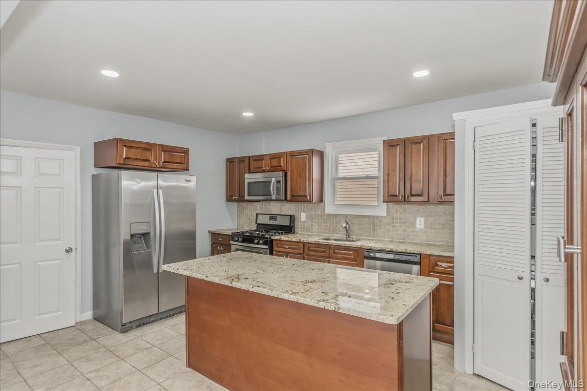 #8 photo, 75 Anstice Street, 長島 Oyster Bay , NY 11771