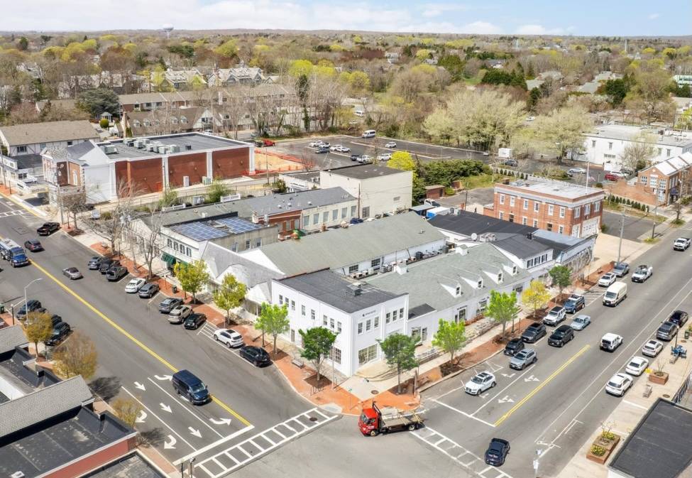 #1 photo, 15 Hill St, #B, 東長島 汉普顿 Southampton , NY 11968