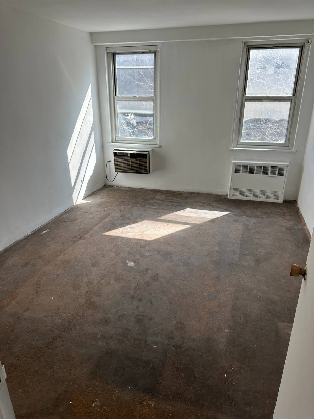 #25 photo, 3215 Avenue H, #3P, Midwood , NY 11210