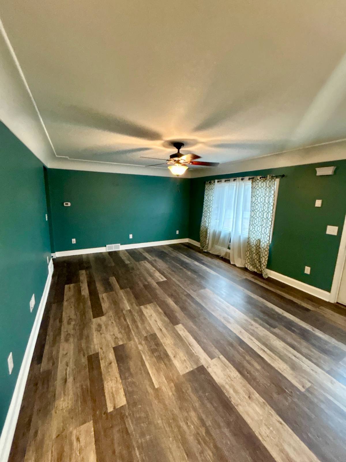 #16 photo, 1349 Midline Road, Amsterdam , NY 12010