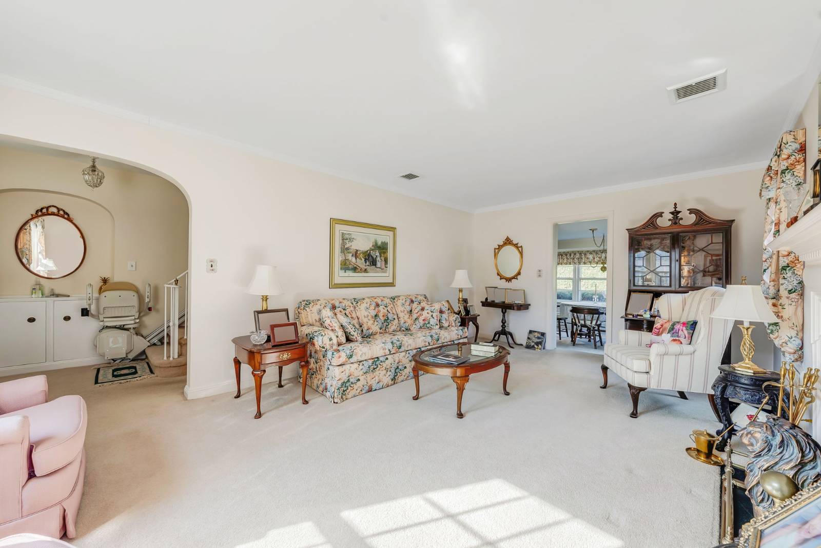 #11 photo, 15 Seeley Ct, ナッソー郡 Malverne , NY 11565