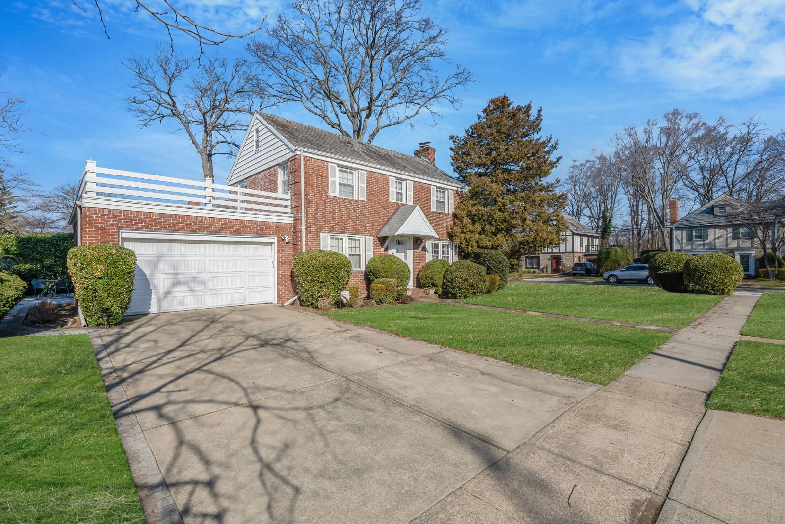 #2 photo, 15 Seeley Ct, ナッソー郡 Malverne , NY 11565