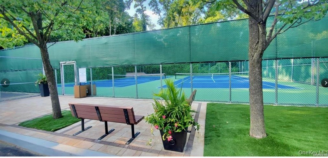 #21 photo, 255-55 75th Ave., #GV31, Glen Oaks , NY 11004