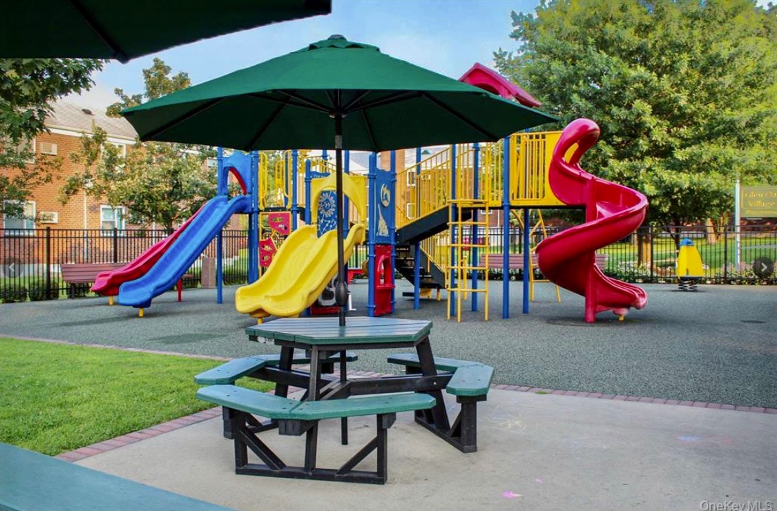 #26 photo, 255-55 75th Ave., #GV31, Glen Oaks , NY 11004