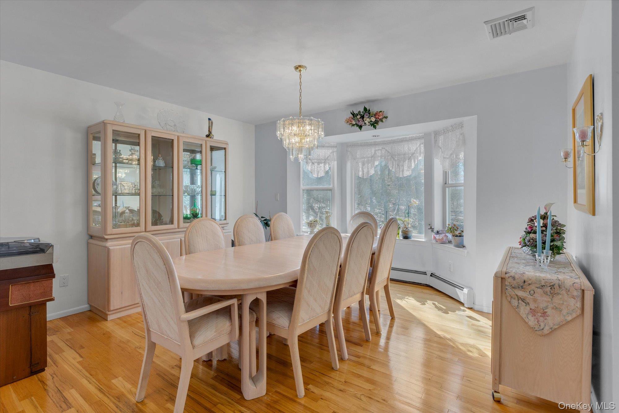 #4 photo, 8 Jacqueline Drive, Manorville , NY 11949