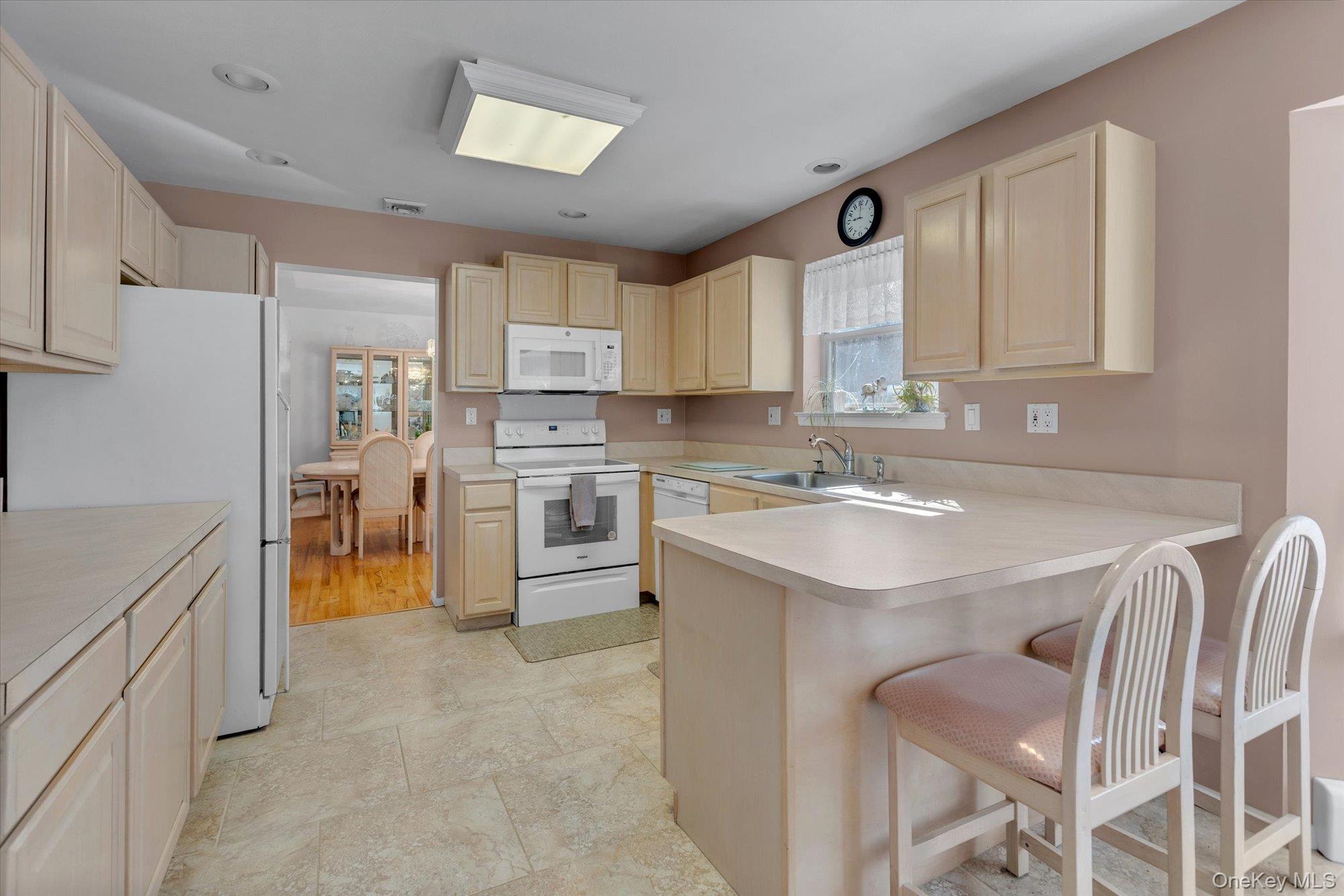 #6 photo, 8 Jacqueline Drive, Manorville , NY 11949