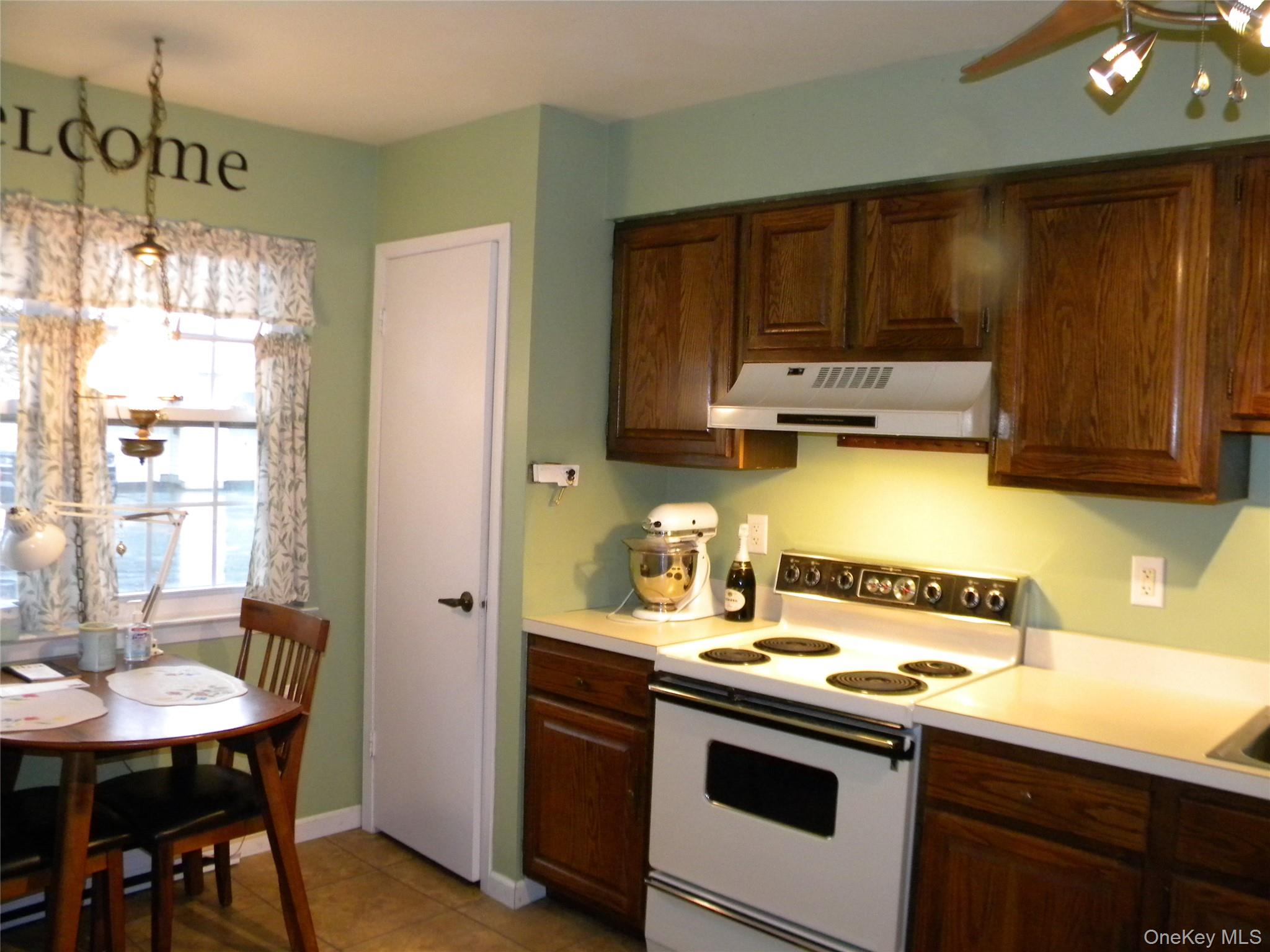 #12 photo, 4 Revere Drive, Sayville , NY 11782