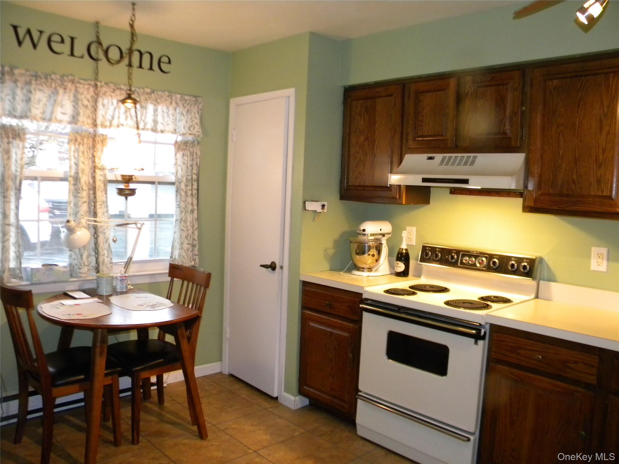 #9 photo, 4 Revere Drive, Sayville , NY 11782