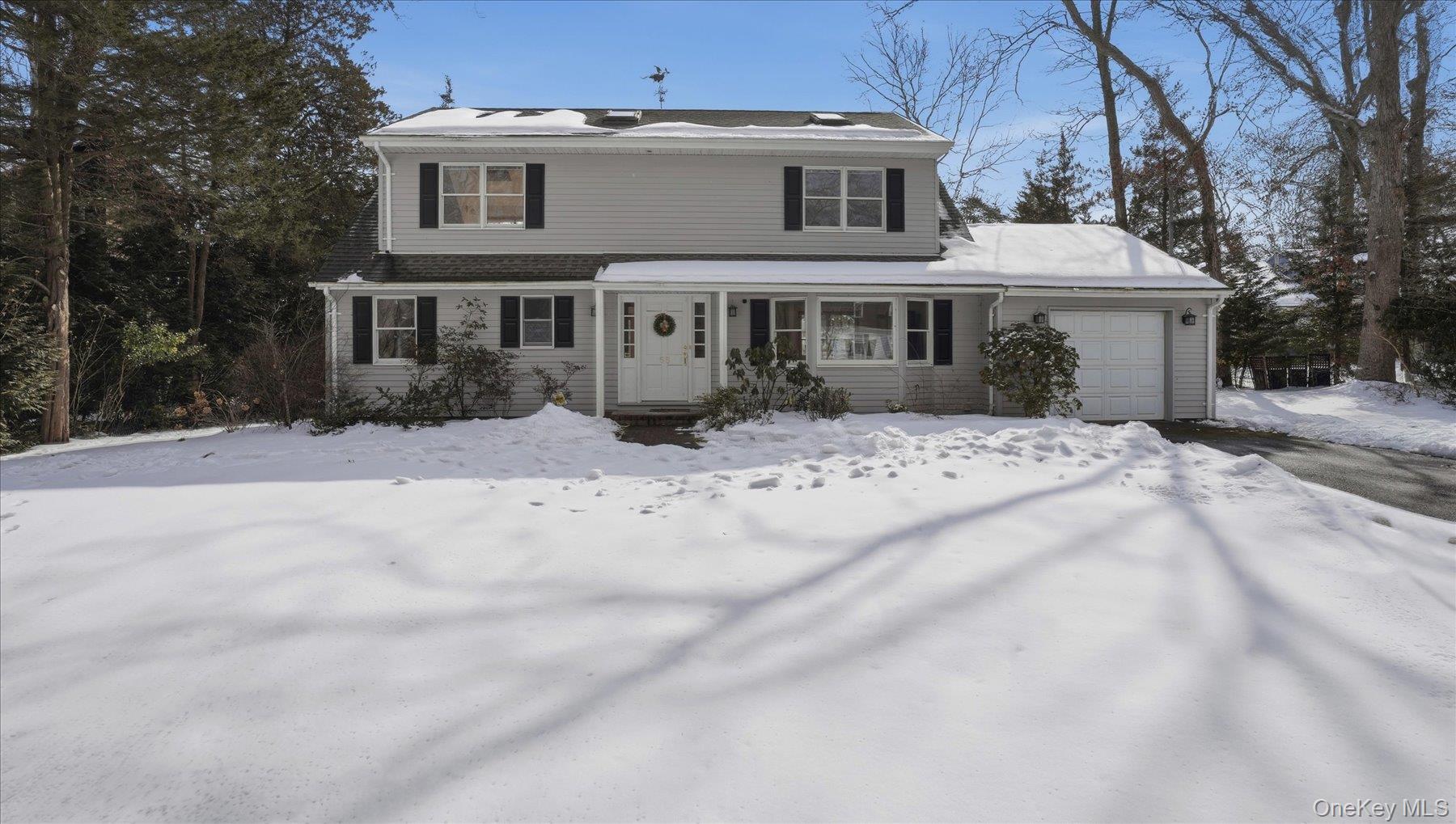 #4 photo, 55 Leafy Way, Aquebogue , NY 11931