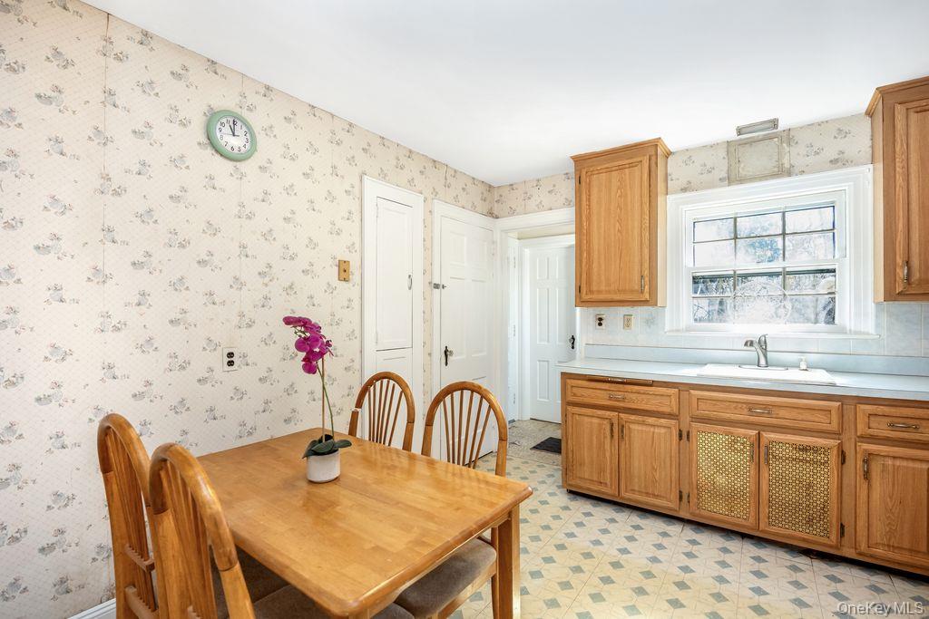 #11 photo, 16 Margaret Boulevard, 長島 Merrick , NY 11566