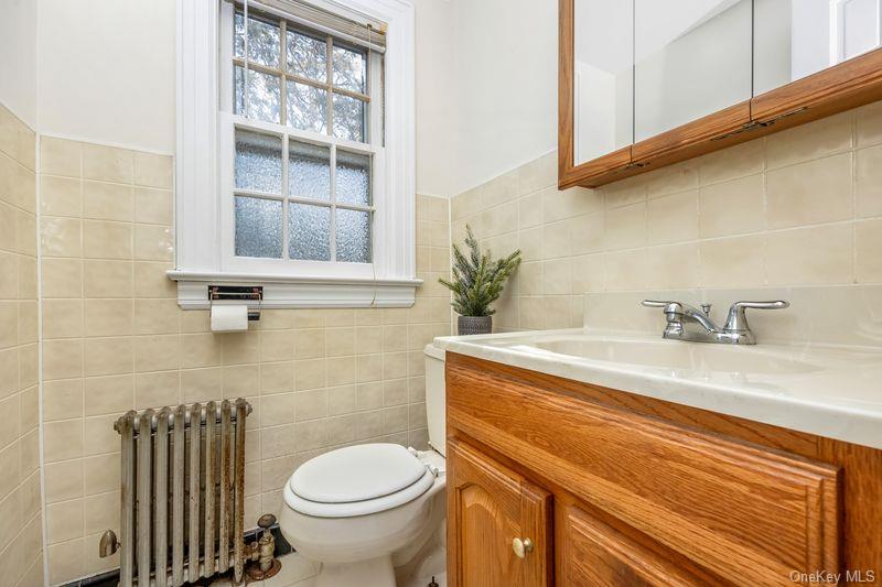 #12 photo, 16 Margaret Boulevard, 長島 Merrick , NY 11566