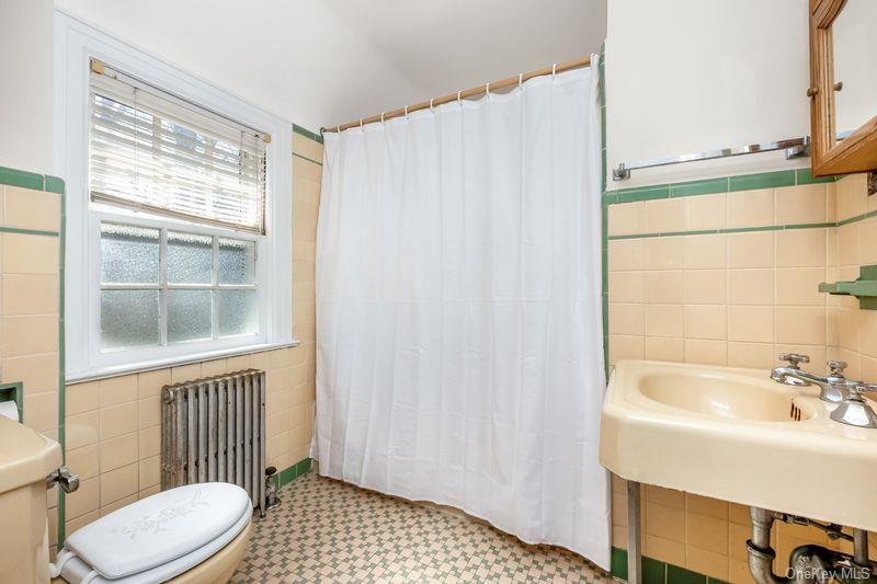 #18 photo, 16 Margaret Boulevard, 長島 Merrick , NY 11566