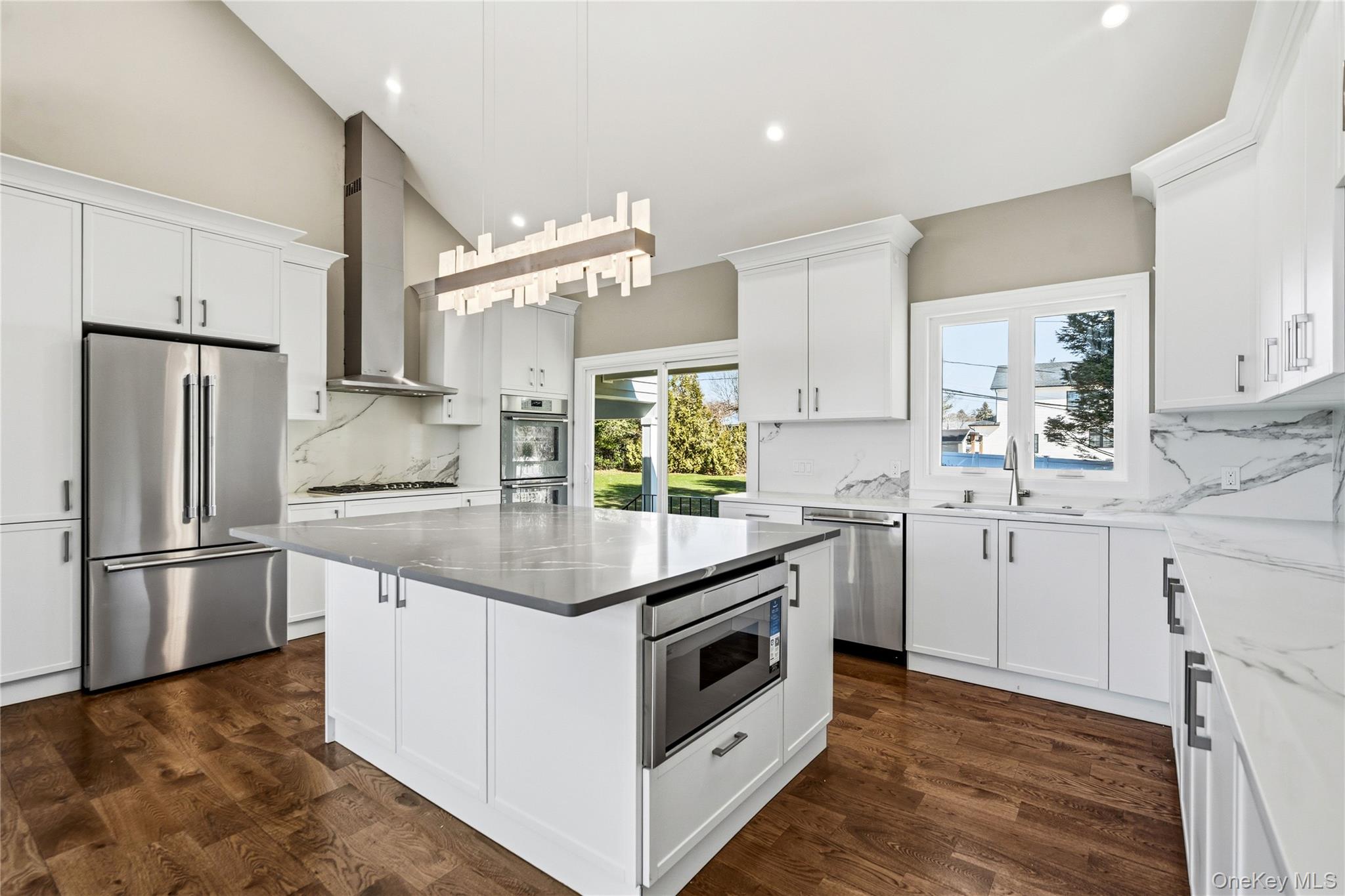 #15 photo, 6 Adrienne Drive, 長島 Old Bethpage , NY 11804