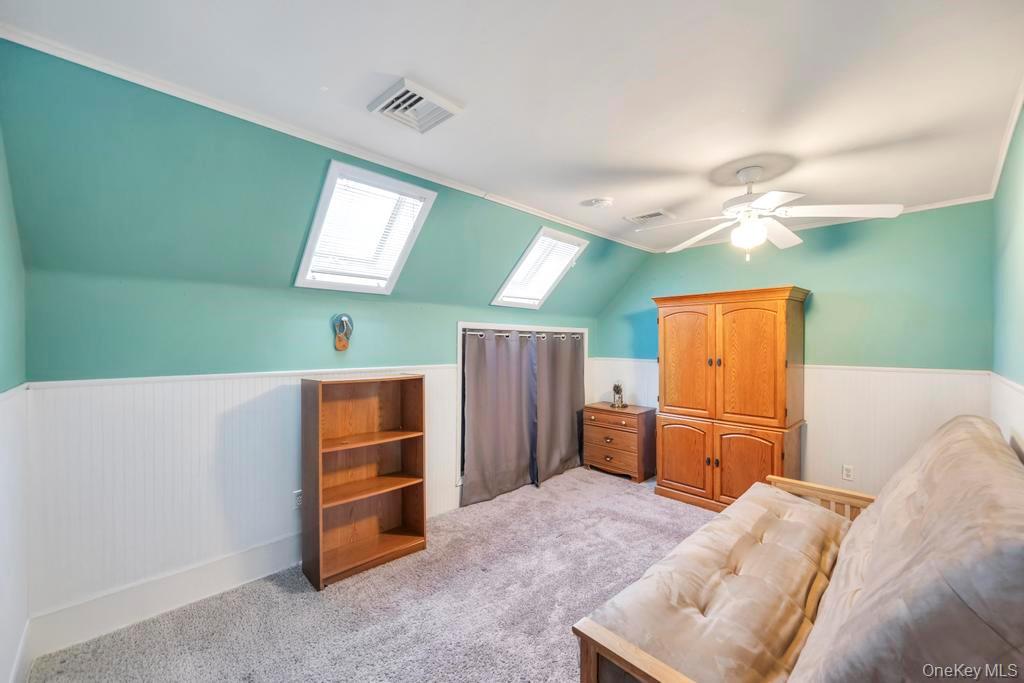 #18 photo, 45 Floradora Drive, מחוז סאפוק Mastic , NY 11950