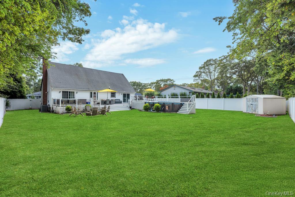 #7 photo, 45 Floradora Drive, מחוז סאפוק Mastic , NY 11950