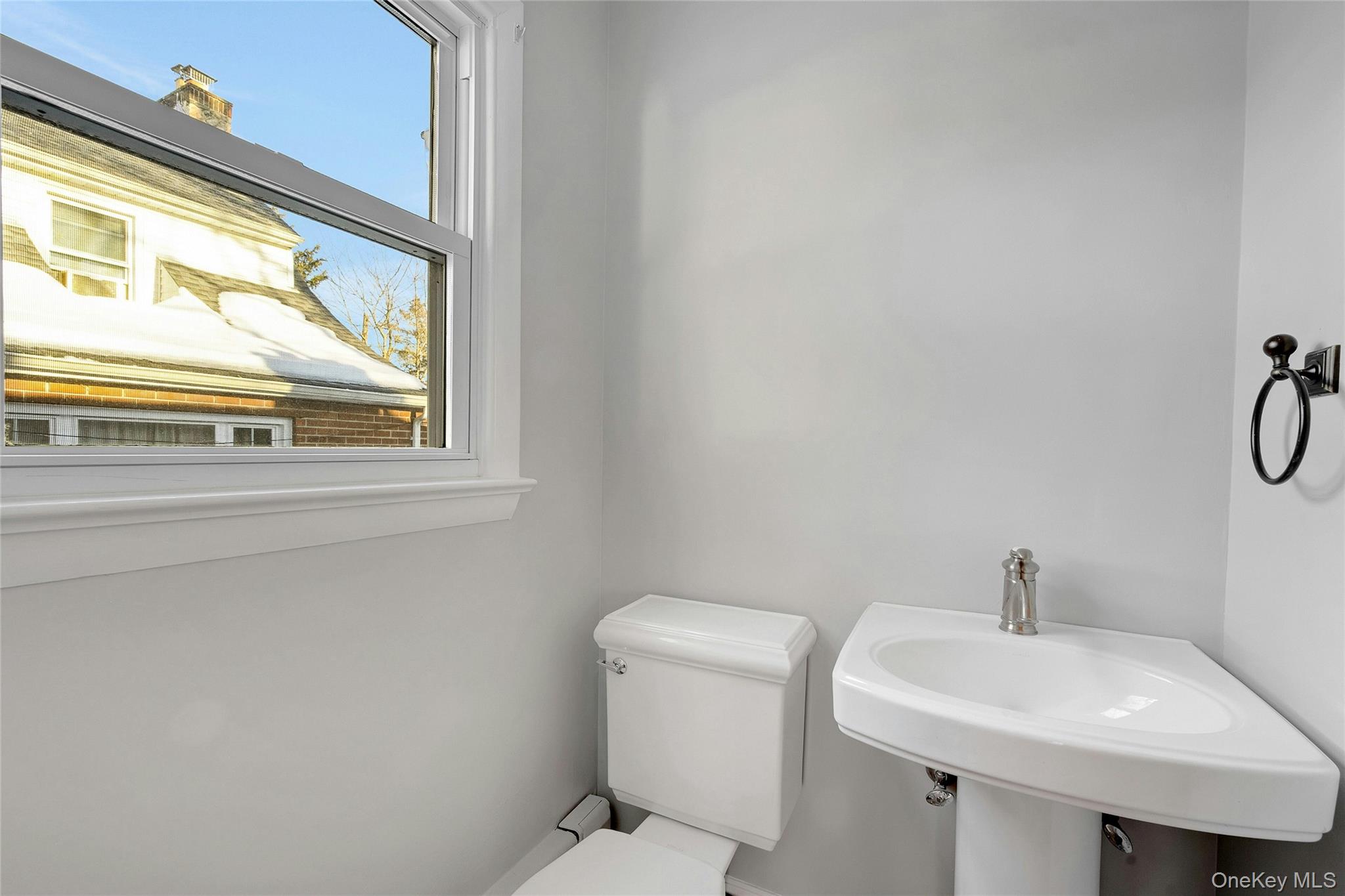 #17 photo, 812 Halstead Avenue, Mamaroneck , NY 10543