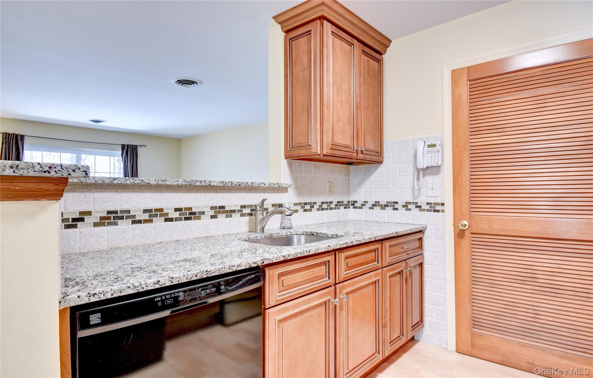 #11 photo, 1906 Rosewood Court, Highland Mills , NY 10930