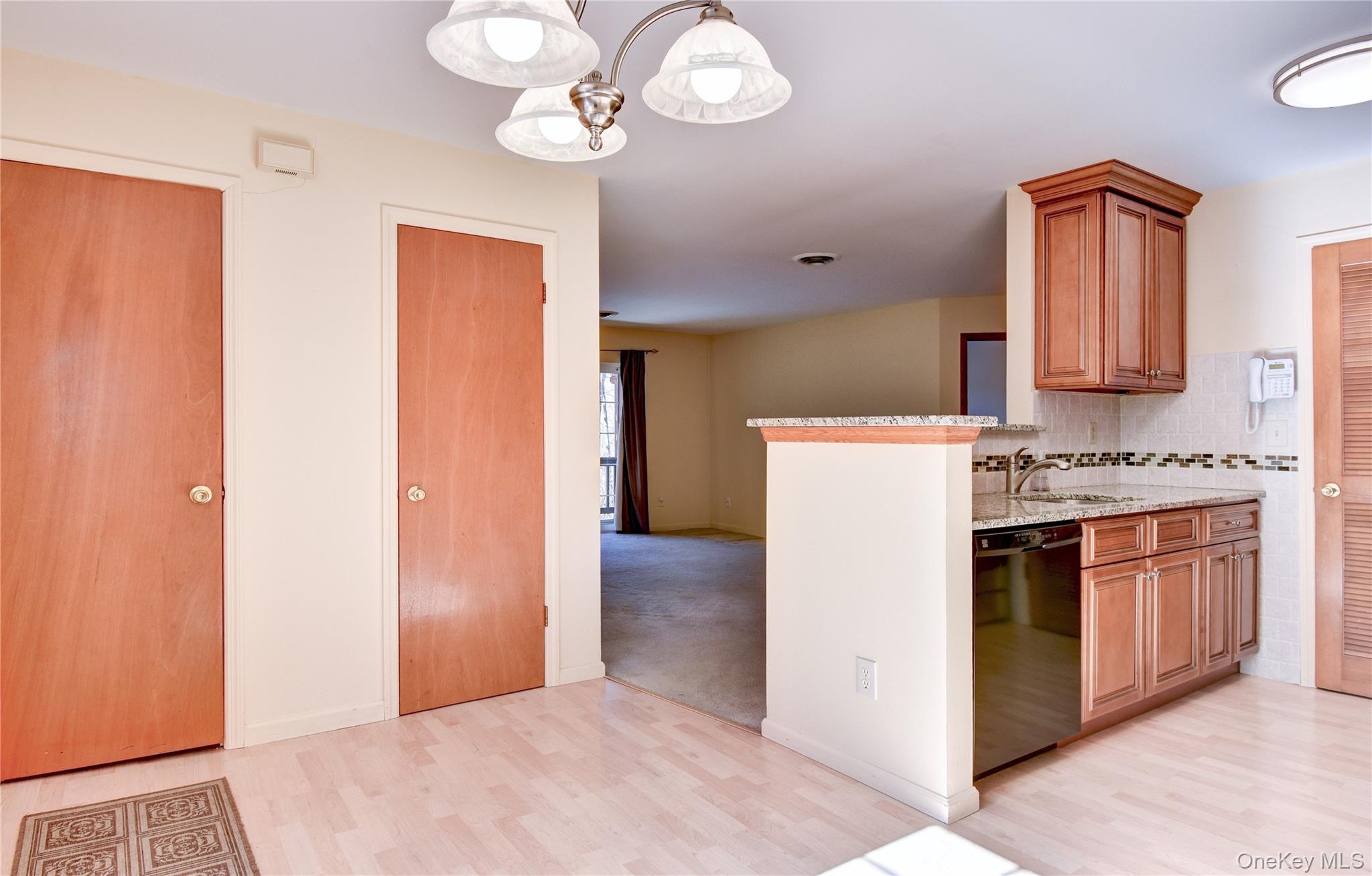 #7 photo, 1906 Rosewood Court, Highland Mills , NY 10930