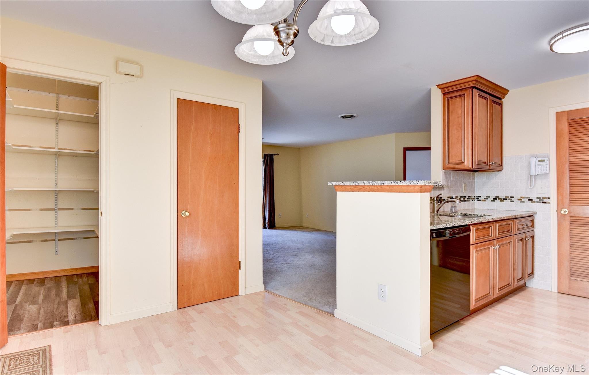 #8 photo, 1906 Rosewood Court, Highland Mills , NY 10930