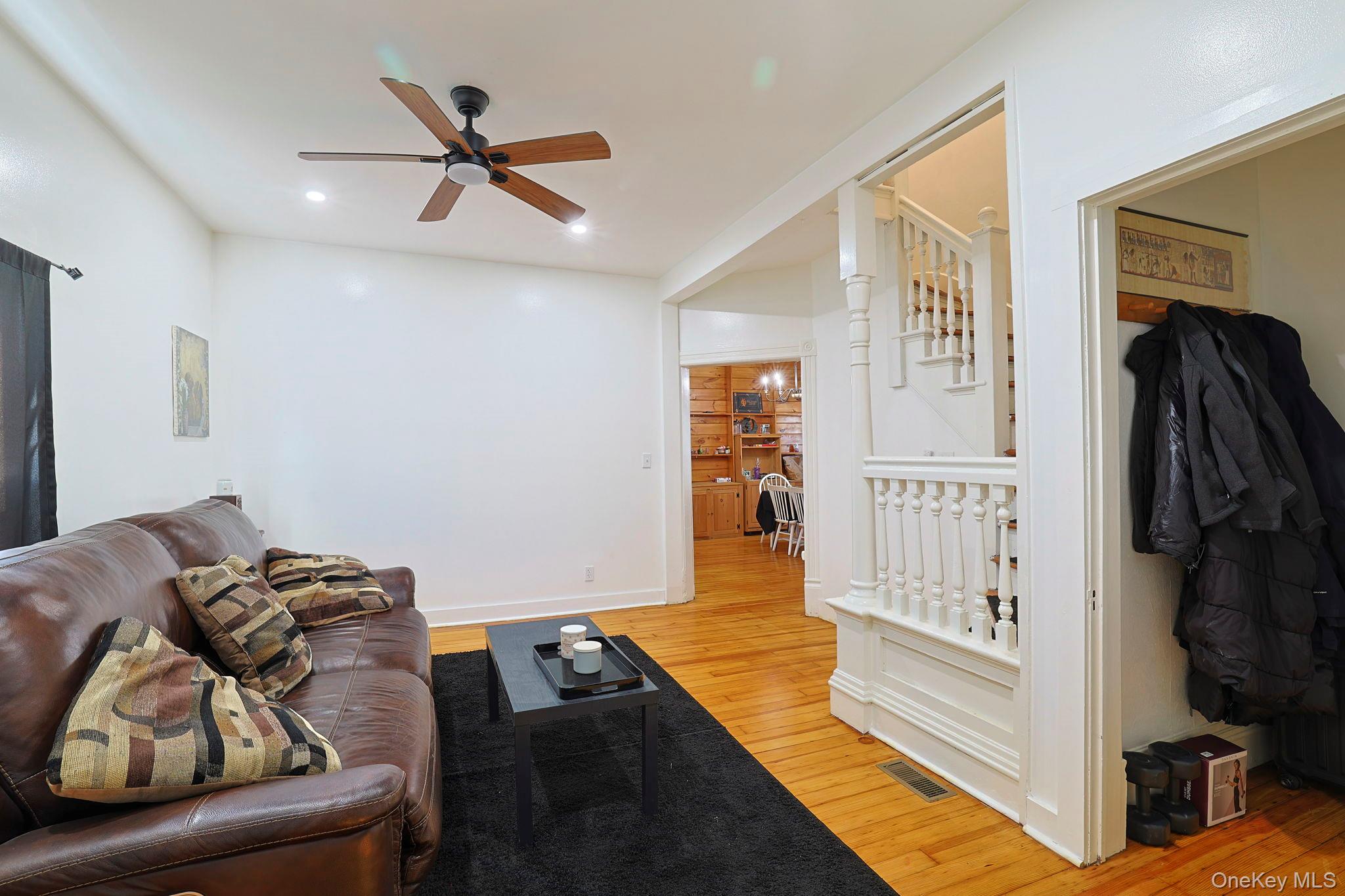 #8 photo, 1666 Main Street, 紐約州 Pleasant Valley , NY 12569