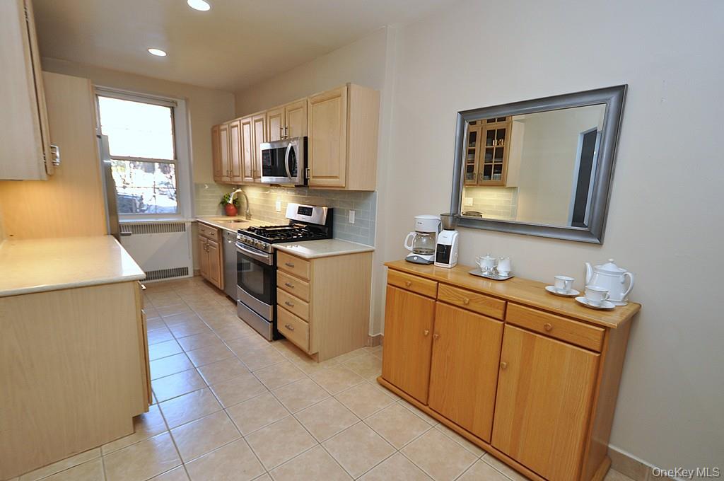 #14 photo, 253 Garth Road, Scarsdale , NY 10583