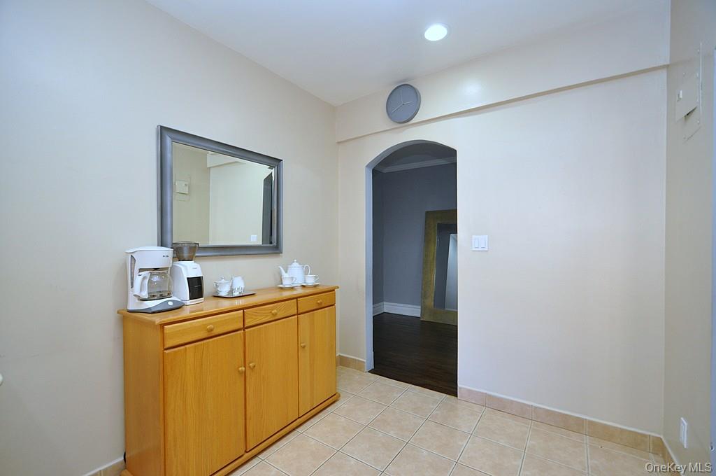 #16 photo, 253 Garth Road, Scarsdale , NY 10583