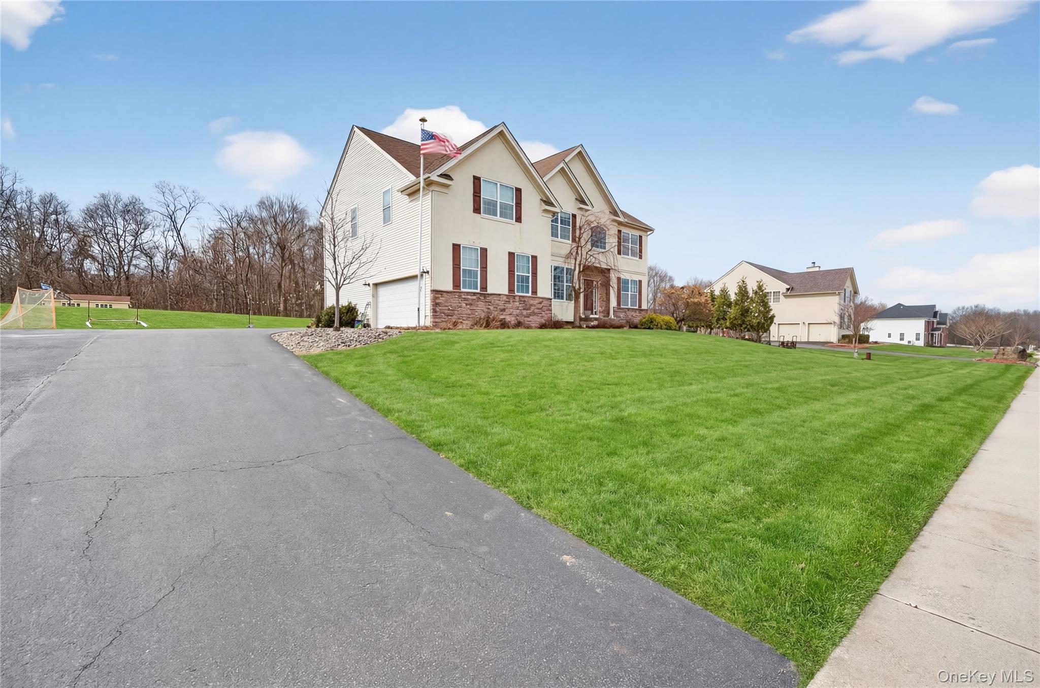 #2 photo, 75 Luthien Forest Road, Rock Tavern , NY 12575