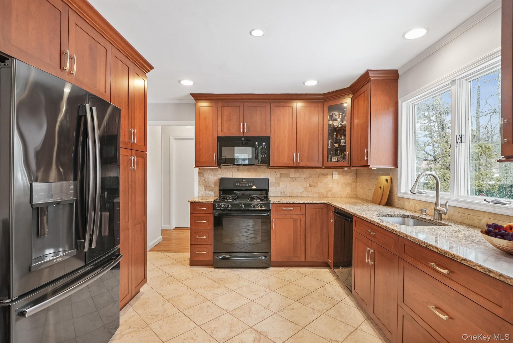 #11 photo, 33 Overlook Road, 뉴욕주 Ardsley , NY 10502