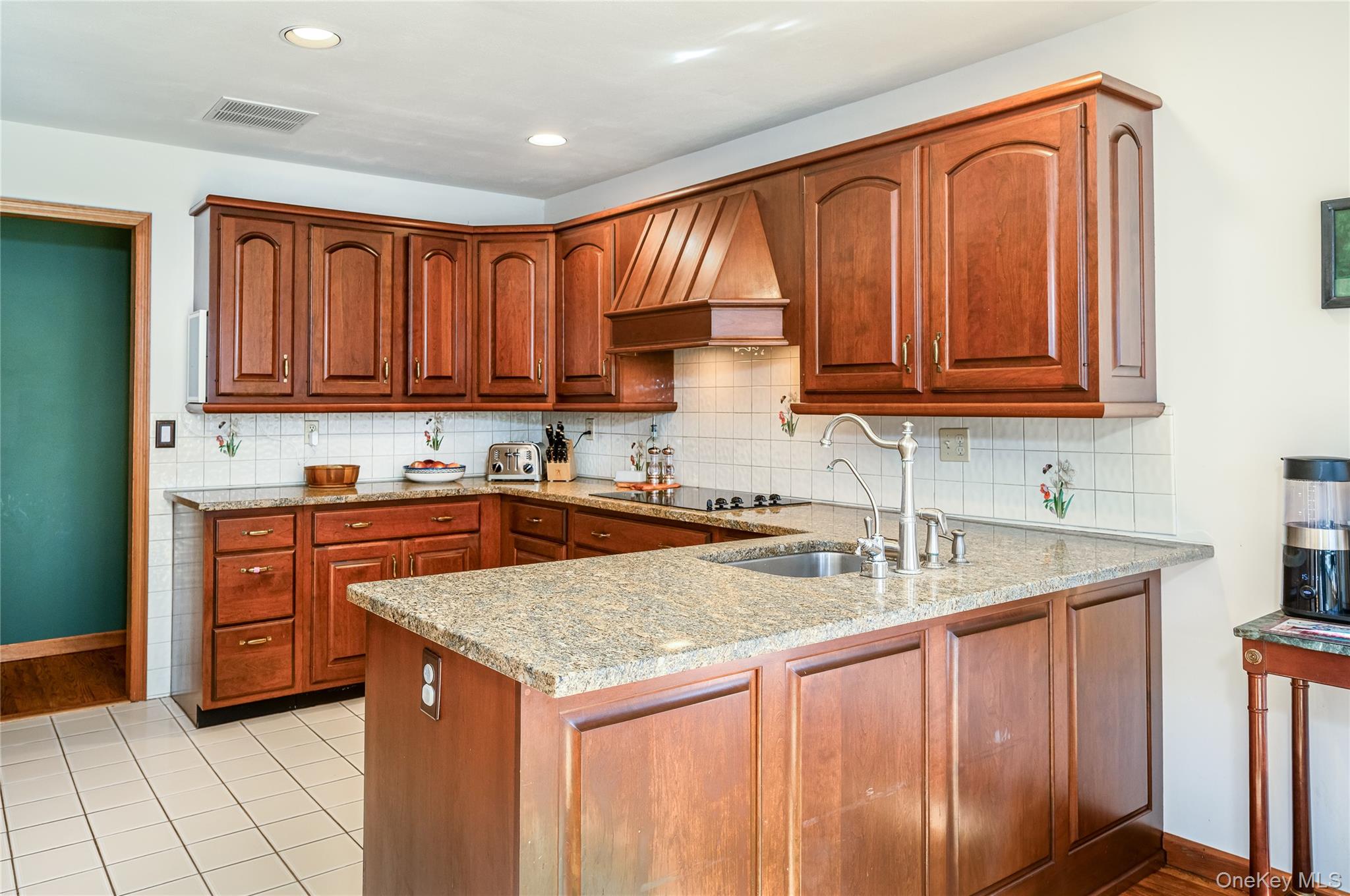 #16 photo, 14 Geneva Drive, Hopewell Junction , NY 12533