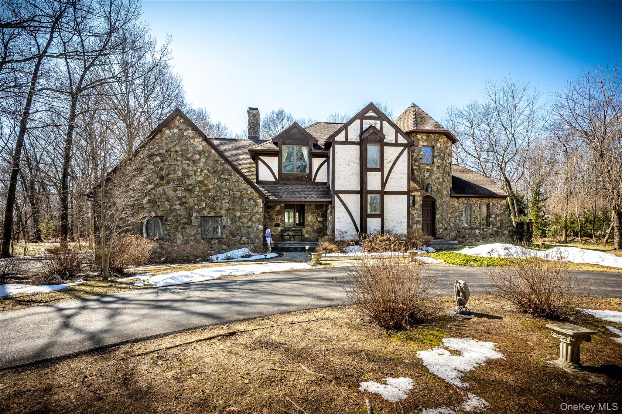 #4 photo, 14 Geneva Drive, Hopewell Junction , NY 12533