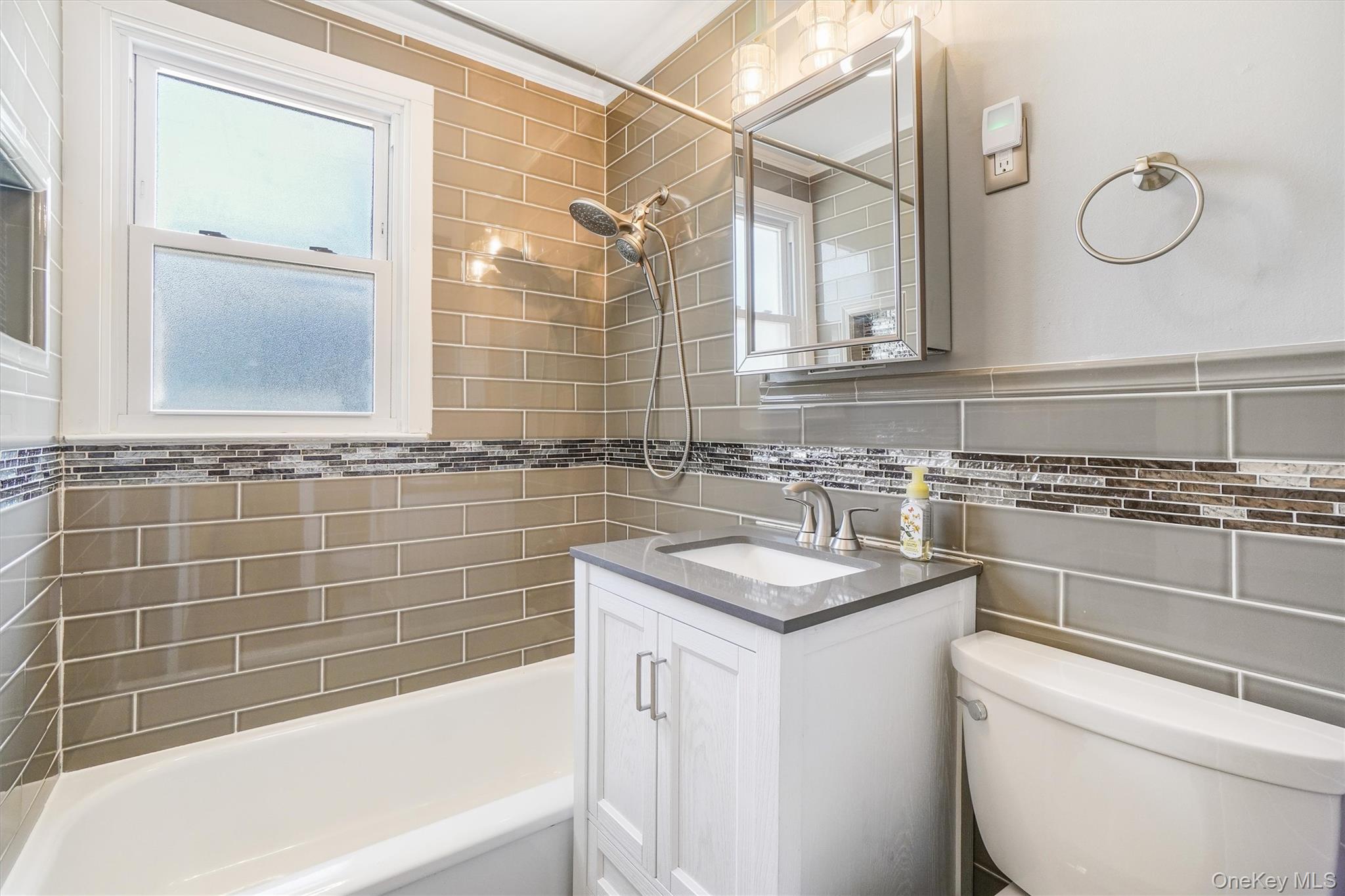 #18 photo, 36 Hasbrouck Drive, Poughkeepsie , NY 12603