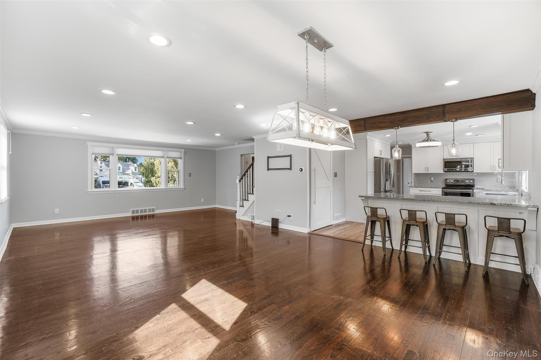 #6 photo, 36 Hasbrouck Drive, Poughkeepsie , NY 12603